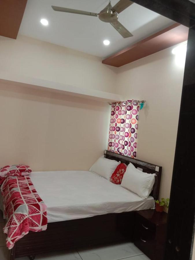 Aradhya Prime Home Stay Garudeshwar 外观 照片